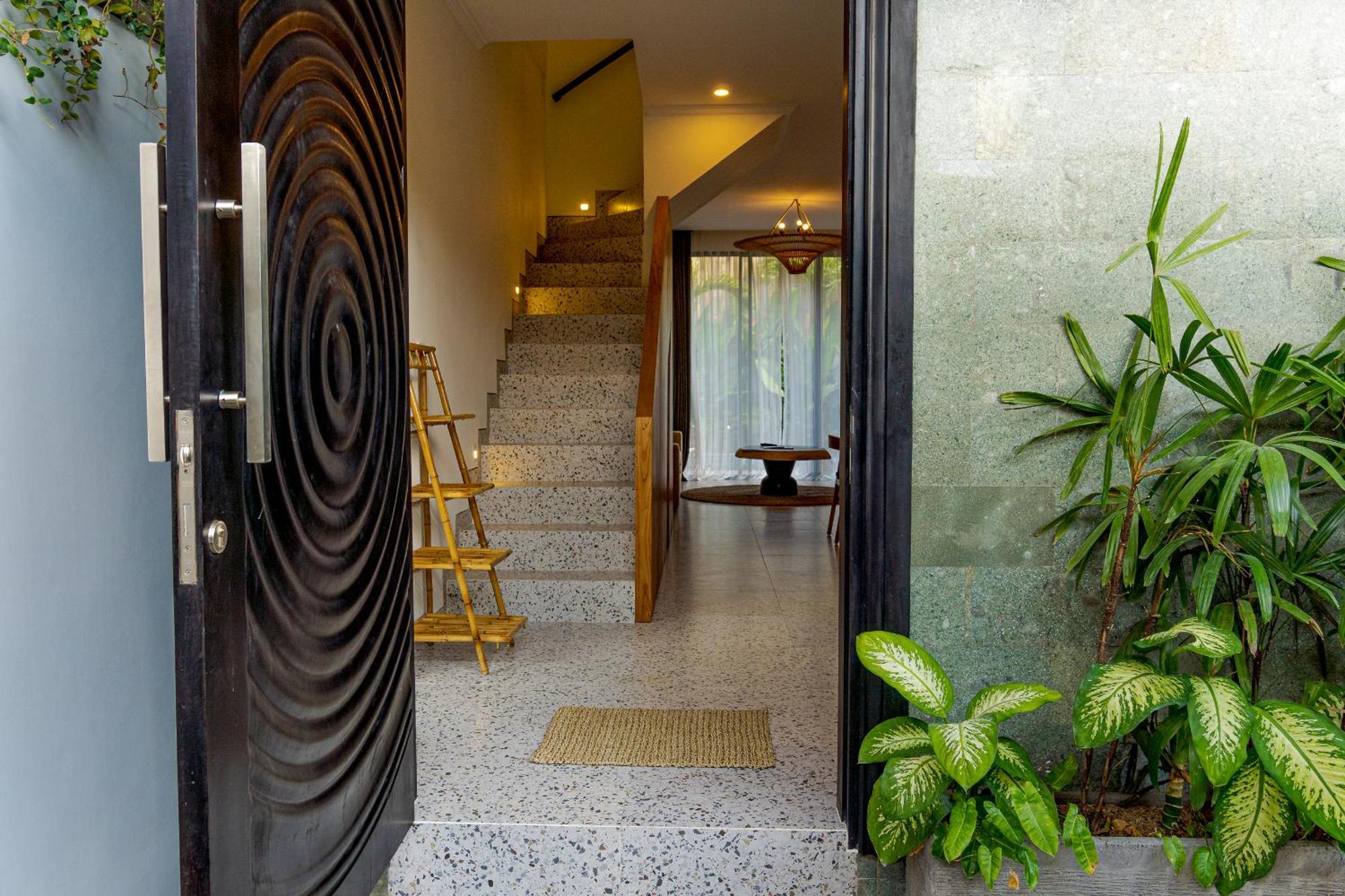 Sunny Village Batu Bolong Canggu  Exterior photo