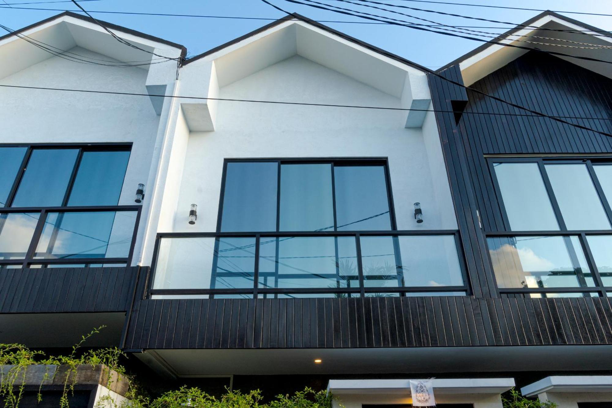 Sunny Village Batu Bolong Canggu  Exterior photo
